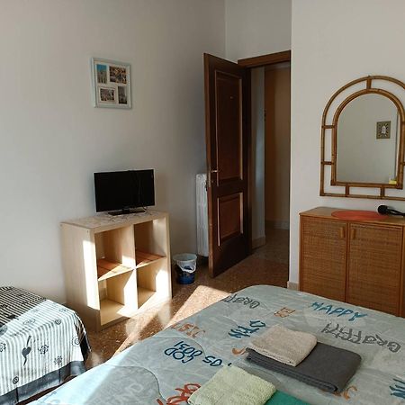 רומא Affittacamere , Rooms Near Trastevere Station מראה חיצוני תמונה
