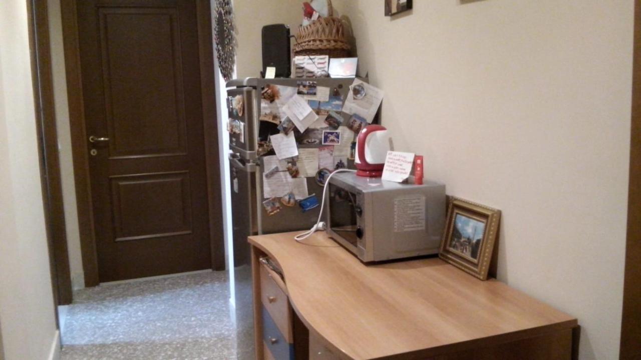 רומא Affittacamere , Rooms Near Trastevere Station מראה חיצוני תמונה